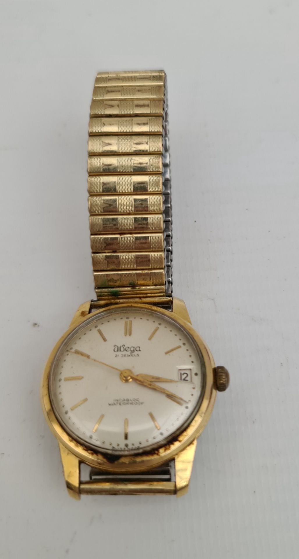 Vintage Wega Men's Wrist Watch. In working order. - Image 2 of 3