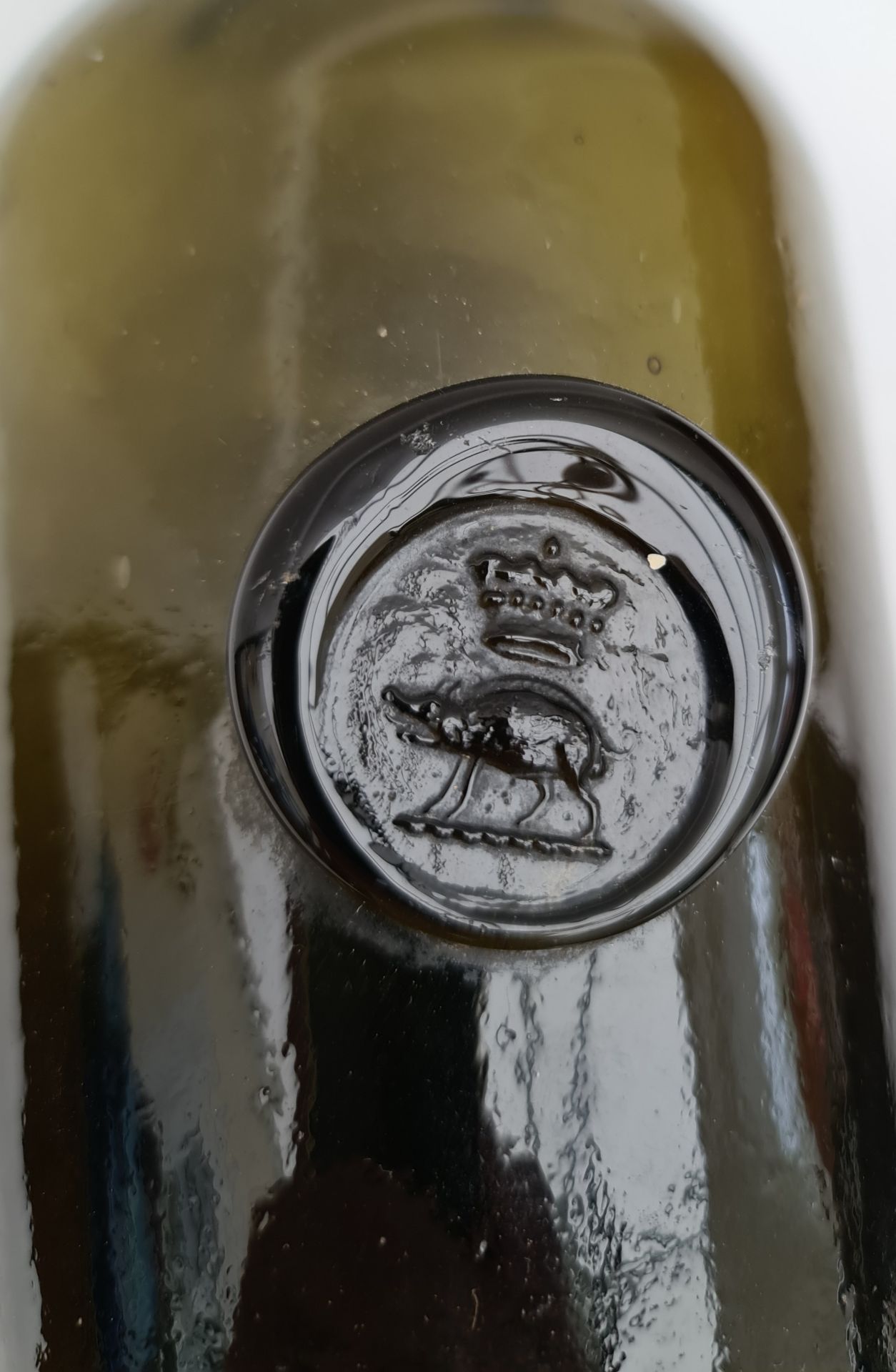 Antique Wine Bottle c1790's Edgecumbe Family Seal. From a private collection - Image 3 of 3