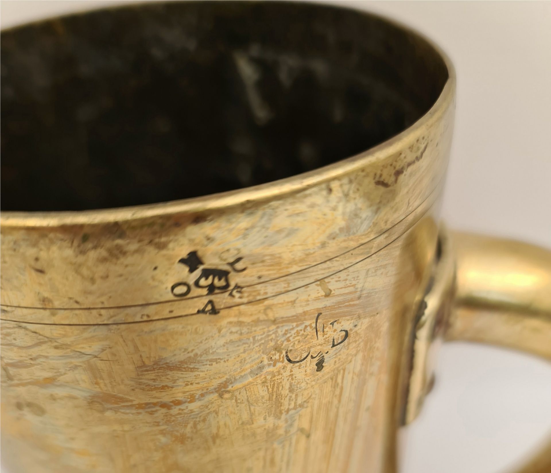 Antique Victorian Brass Grain or Corn Measure 3 Pint & 1.5 Pint - Image 2 of 3