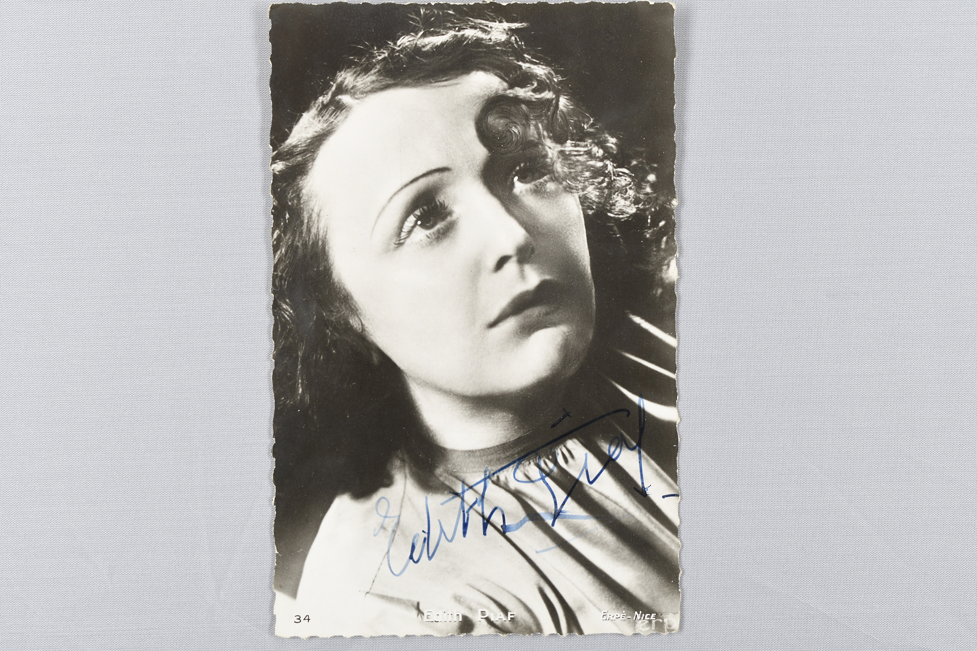 EDITH PIAF (1915-1963) Original signature