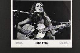 JULIE FELIX (1938-2020) Original signature