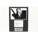 PETE TOWNSHEND Original signature