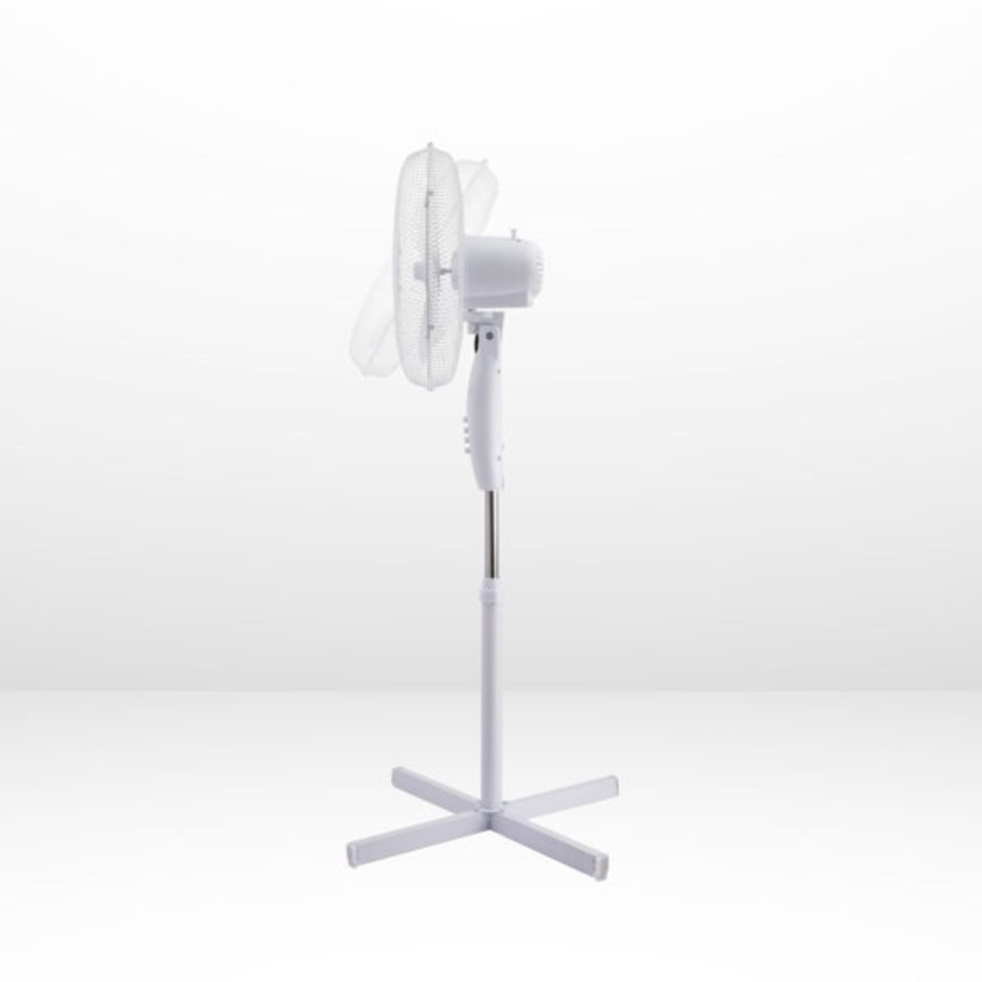 (4O) 5x Arlec 16” 3 Blade White Pedestal Fan With Oscillation RRP £20 Each. (All Units As New, But - Image 2 of 3