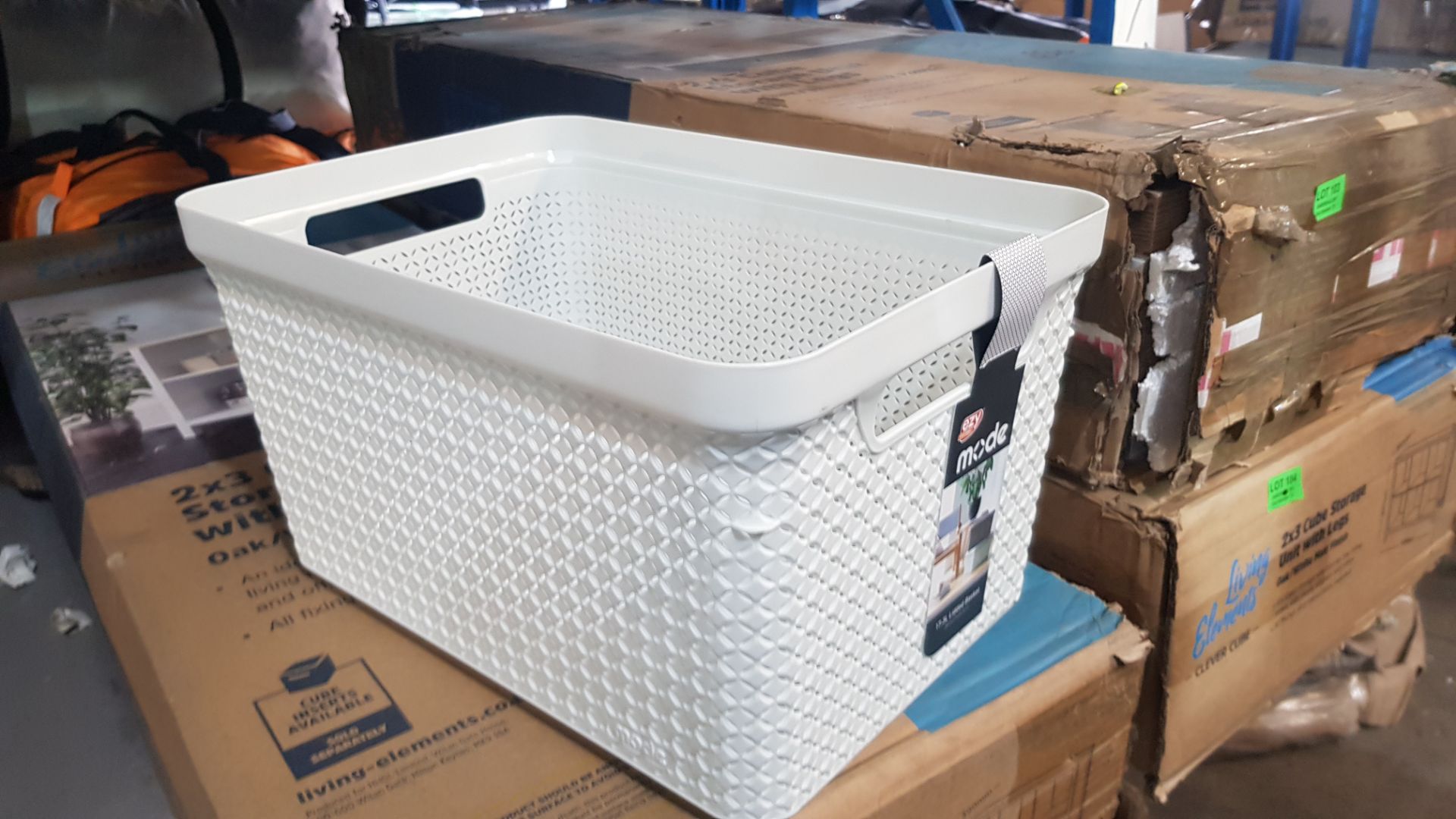 (8A) 53x Ezy Storage Mode White Units 46x Mode 5.1L Basket White (27x 19x.2x 14.2cm). 7x Mode 17.3L - Image 4 of 5