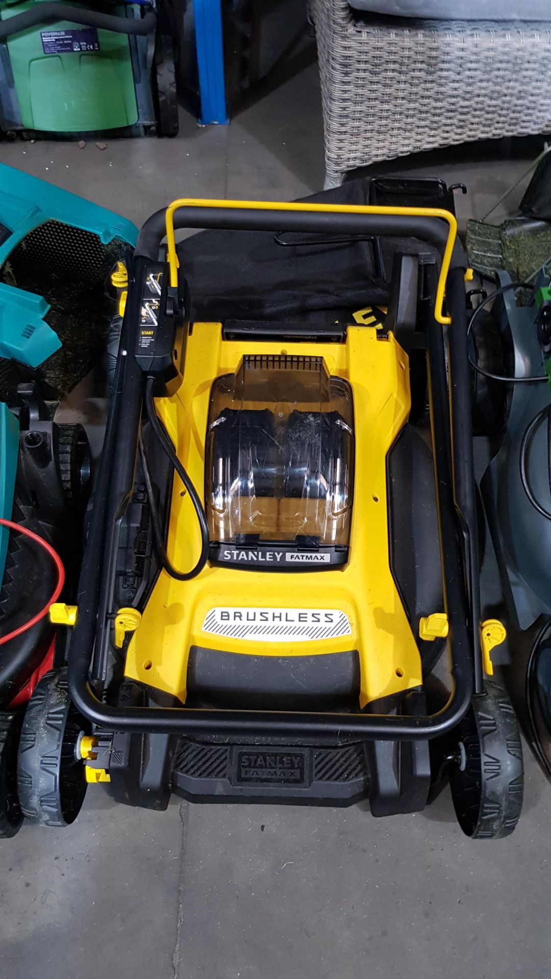 (P4) Trader’s Lot – 7x Mixed Lawnmowers. 1x Stanley FatMax Brishless (2x Battery, No Charger). 1x R - Image 8 of 10