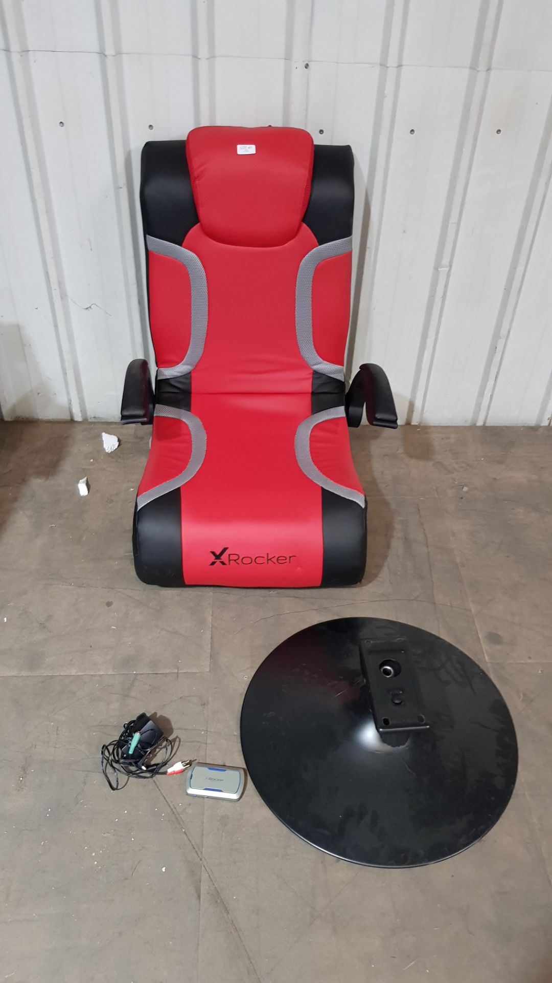 1x X-Rocker Vision 2.1 Wireless Pedestal Gaming Chair RRP £199. Main Body, Attached Arms, Pedestal