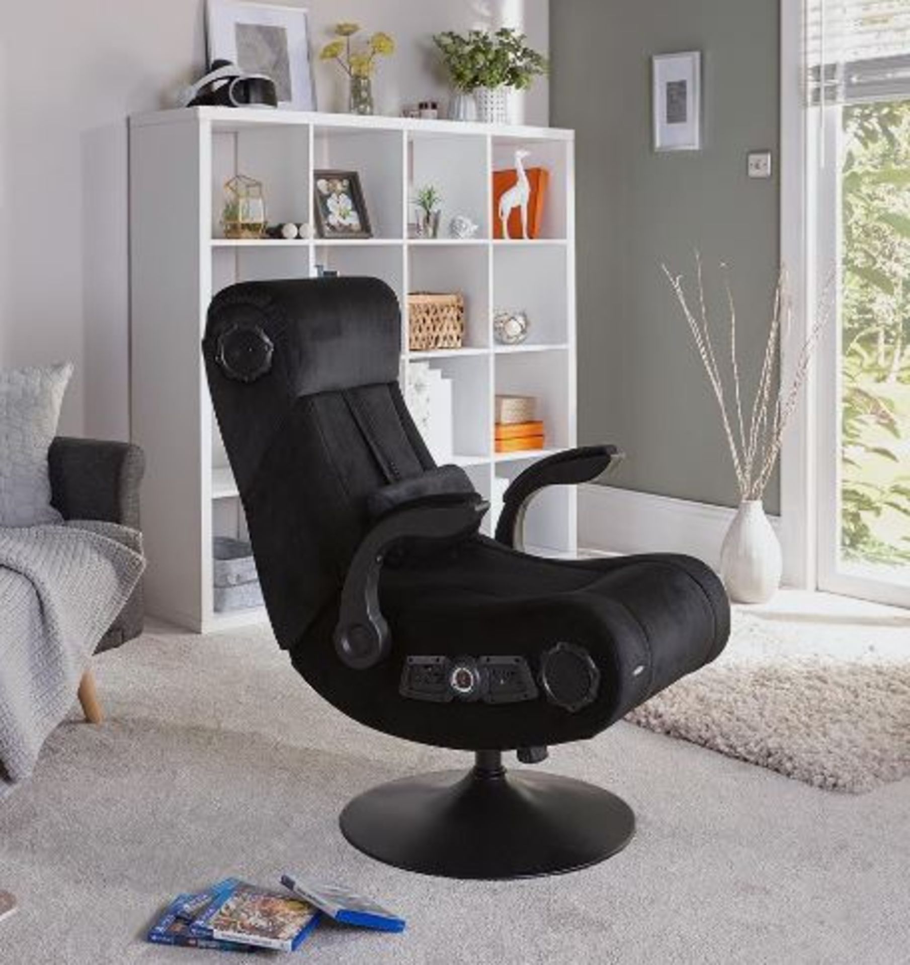 (P2) X-Rocker Deluxe 4.1 Chenille Audio Gaming Pedestal Chair RRP £229. Unit Appears Complete. It