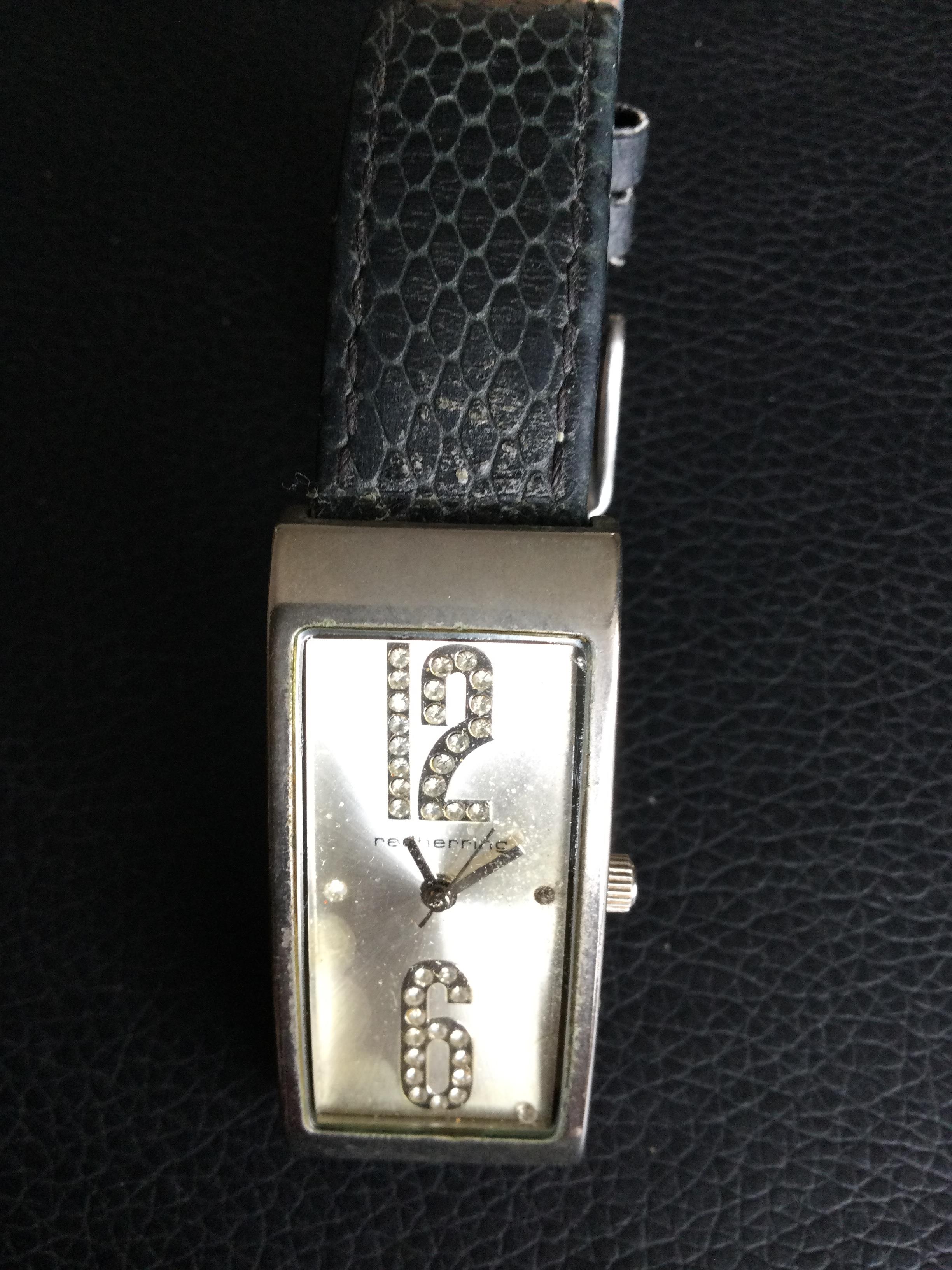 Red Herring Ladies Wristwatch (GS46) A little Ladies Red Herring wristwatch in good working - Image 2 of 4