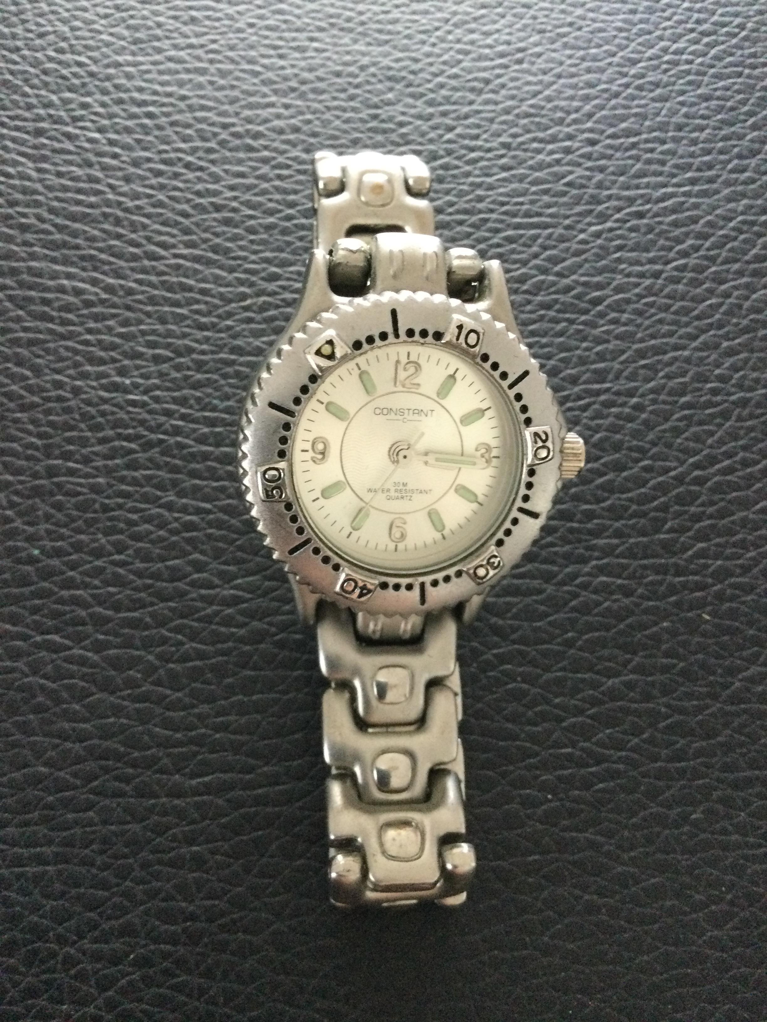 Constant Ladies Quartz Wristwatch (GS74) A Ladies Little Constant Quartz wristwatch in working - Image 3 of 5