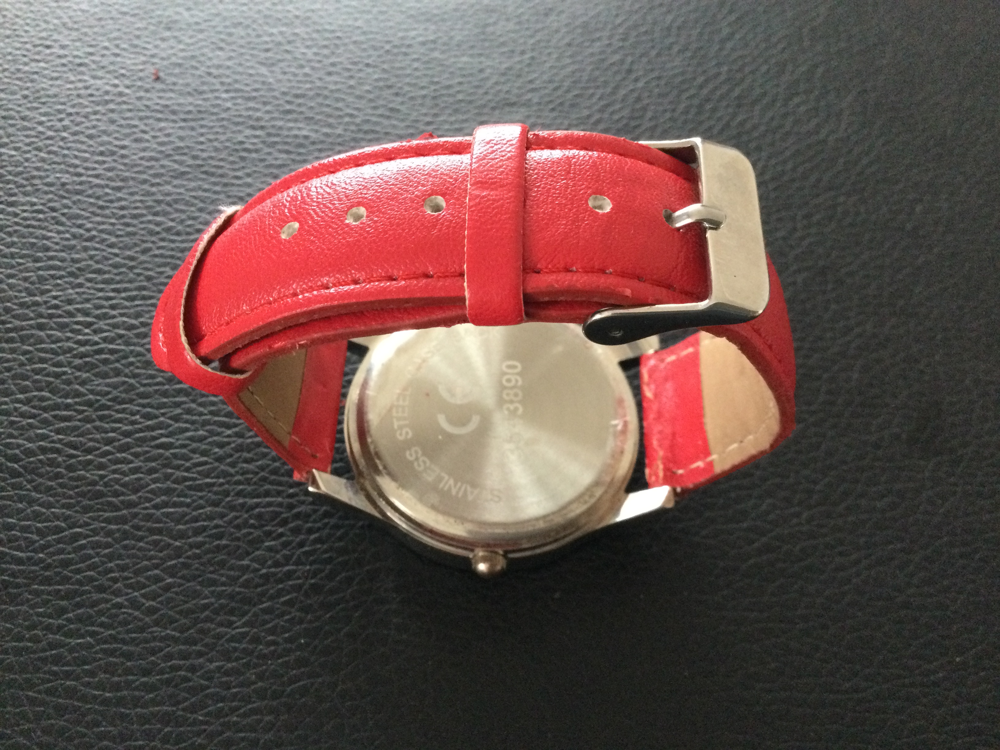 Decorative Ladies Quartz Wristwatch with Diamantes & Red Leather Strap (GS 136) A very - Image 3 of 5