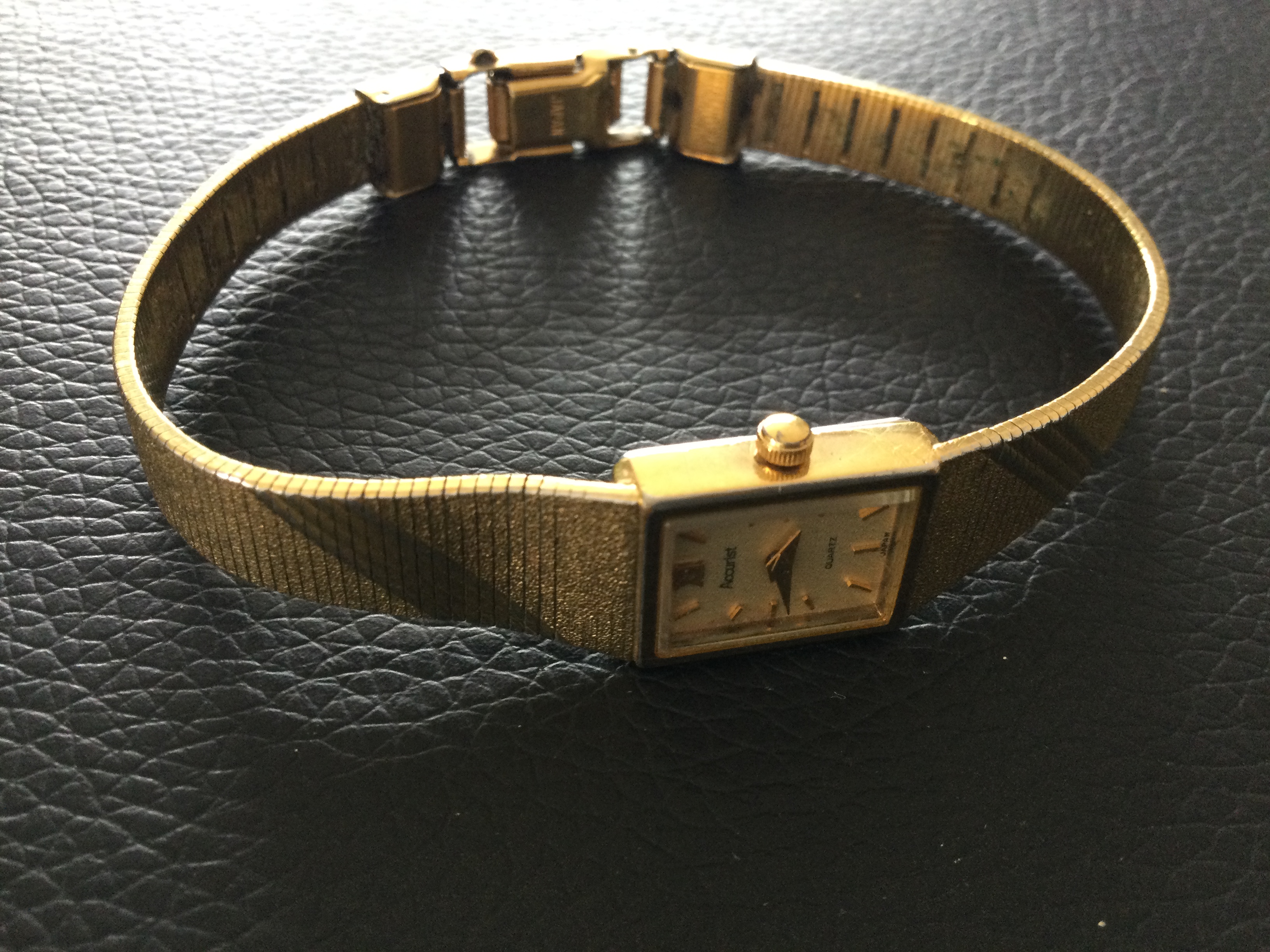 Nice Gold Plated Accurist Ladies Wristwatch (GS 131) A really nice Gold Plated Accurist Ladies - Image 3 of 5