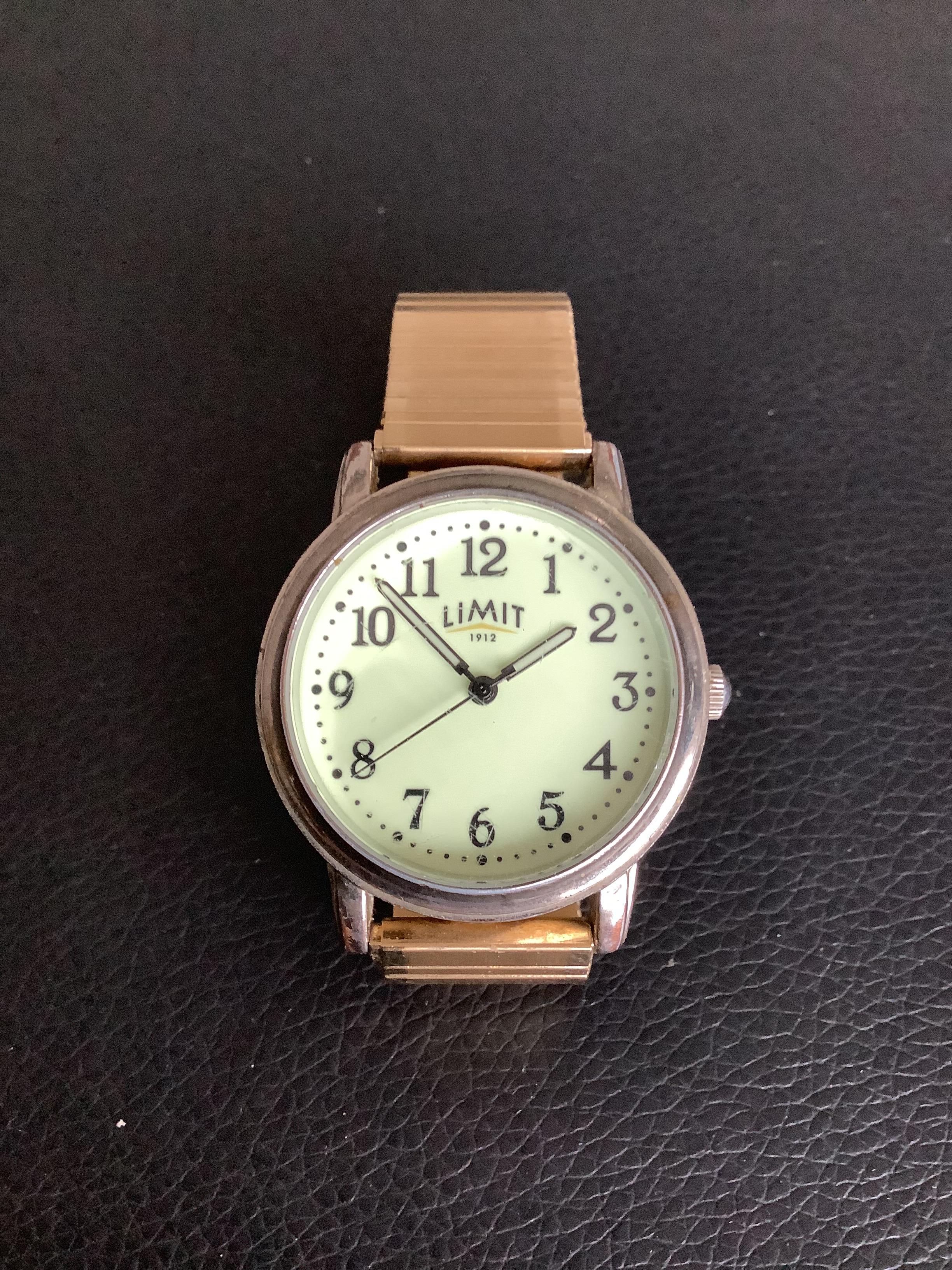 Limit 1912 Gents/Ladies Wristwatch (GS 179) Here is a Limit 1912 Gents Wristwatch, although