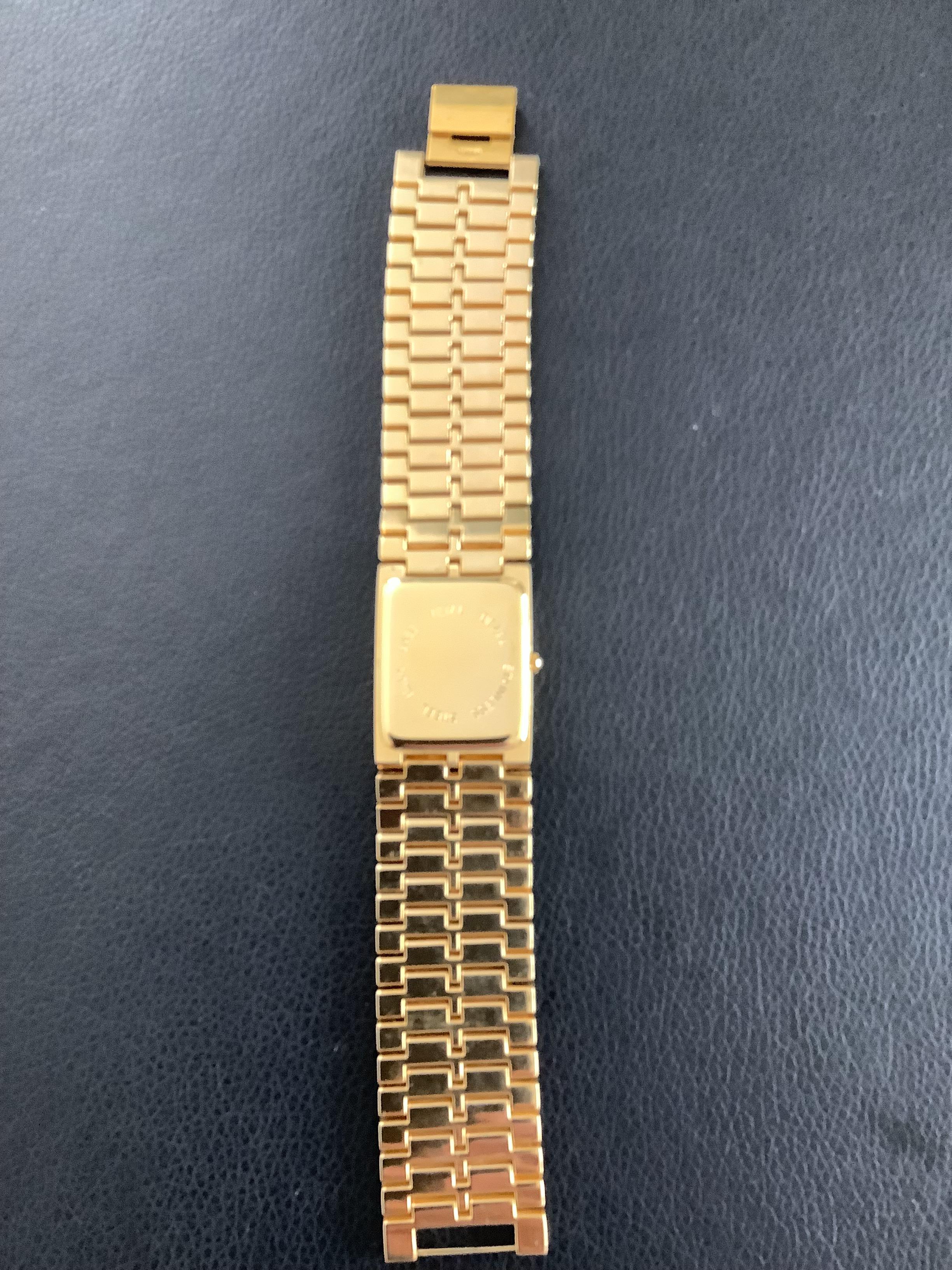 Beautiful Gold Plated Collezie Unisex Diamante Wristwatch (GS 144) This is a beautiful Gold - Image 4 of 5