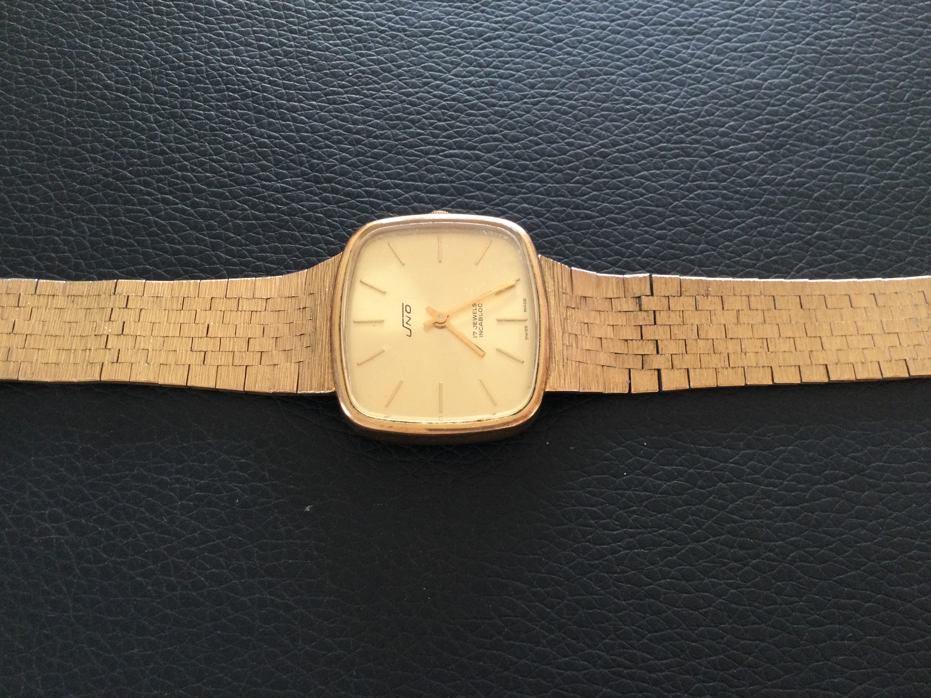 Uno Gents Or Ladies Gold Plated Swiss Quartz Wristwatch (GS63) This is an Uno Gents or Ladies - Image 5 of 5