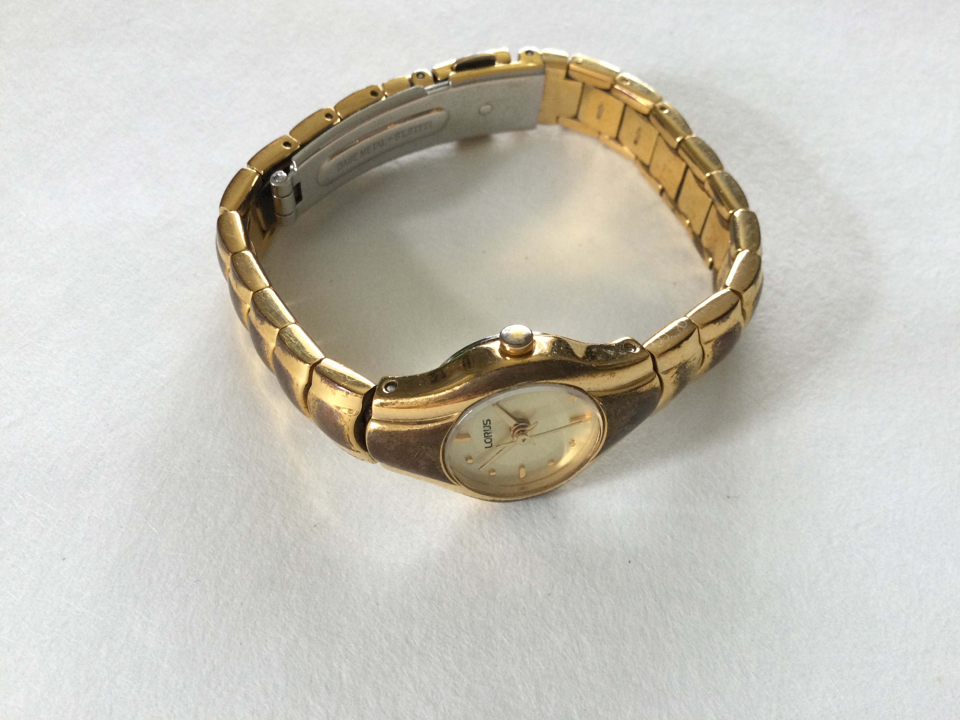 Ladies Lorus Wristwatch (GS5) A beautiful little Lorus Ladies Wristwatch in Excellent Condition. - Image 2 of 4