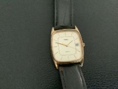 Vintage Timex Gold Plated Unisex Wristwatch (GS 176) Here is a Timex Gold Plated Unisex