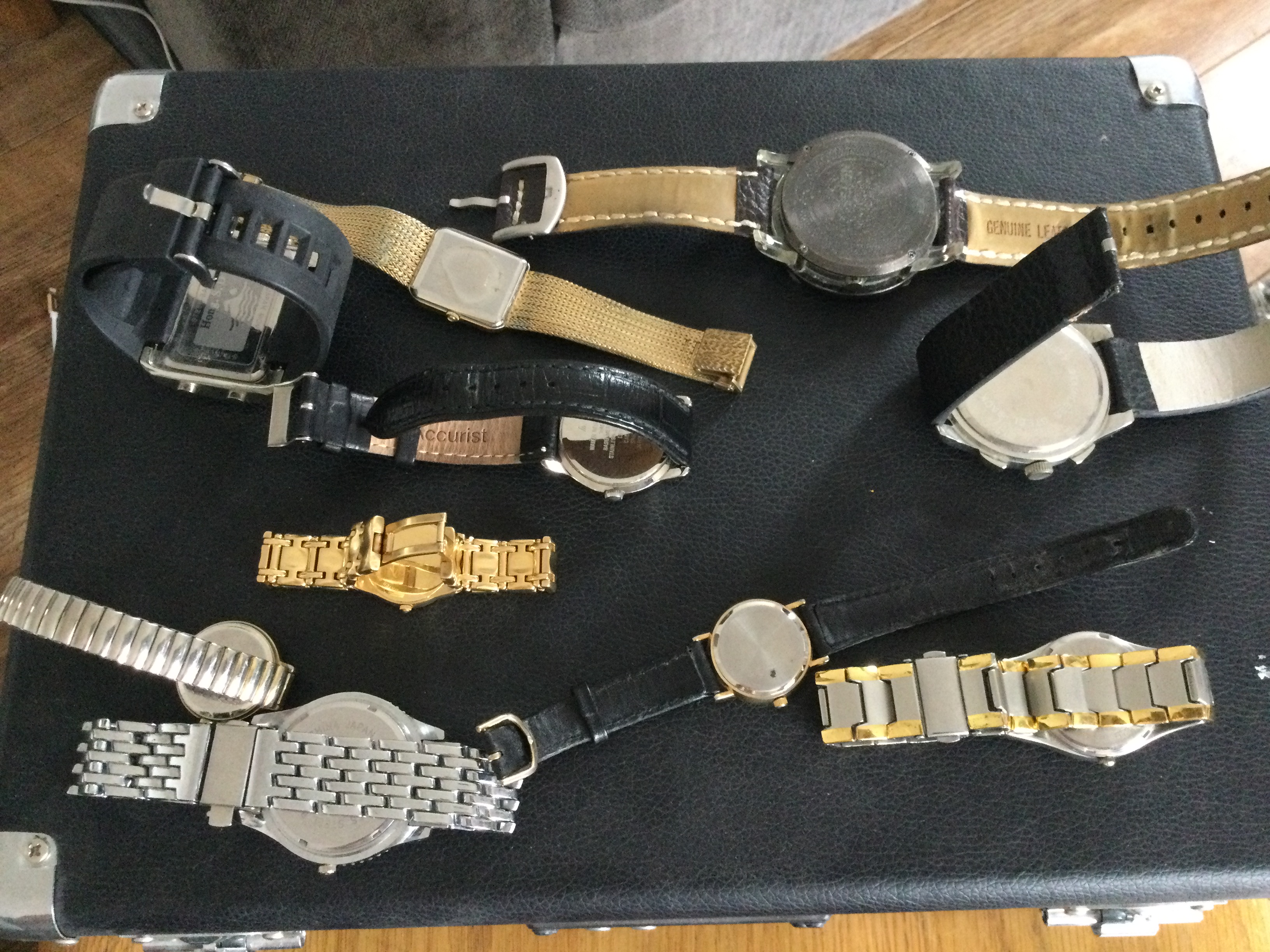 Collection of 10 Ladies & Gents Wristwatches, Accurist, Constant Etc (GS 19) A really nice - Image 5 of 5