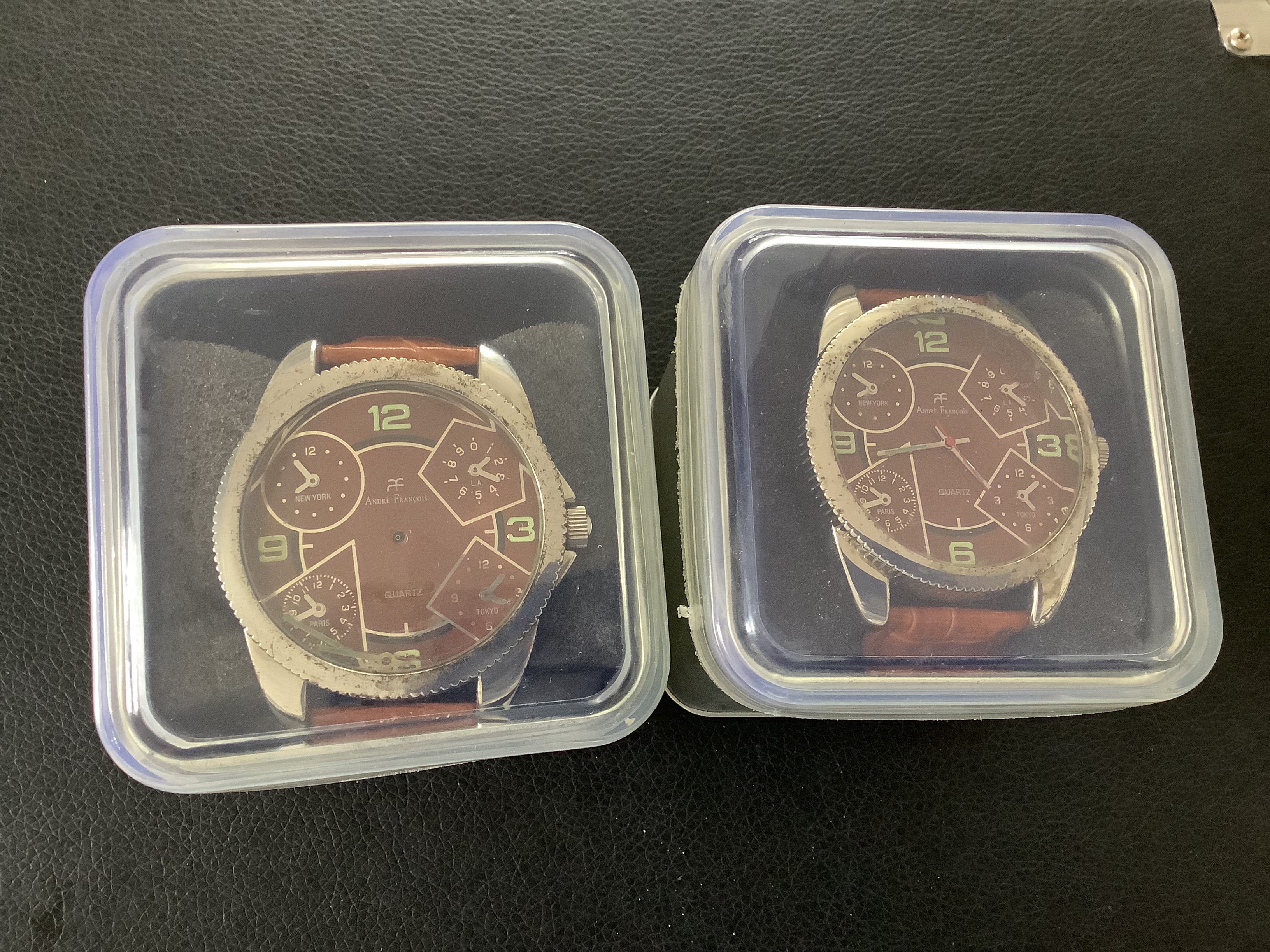 A Pair of Andre Francois Wristwatches (GS 160) Here are 2 Andre Francois Wristwatches. They - Image 5 of 6