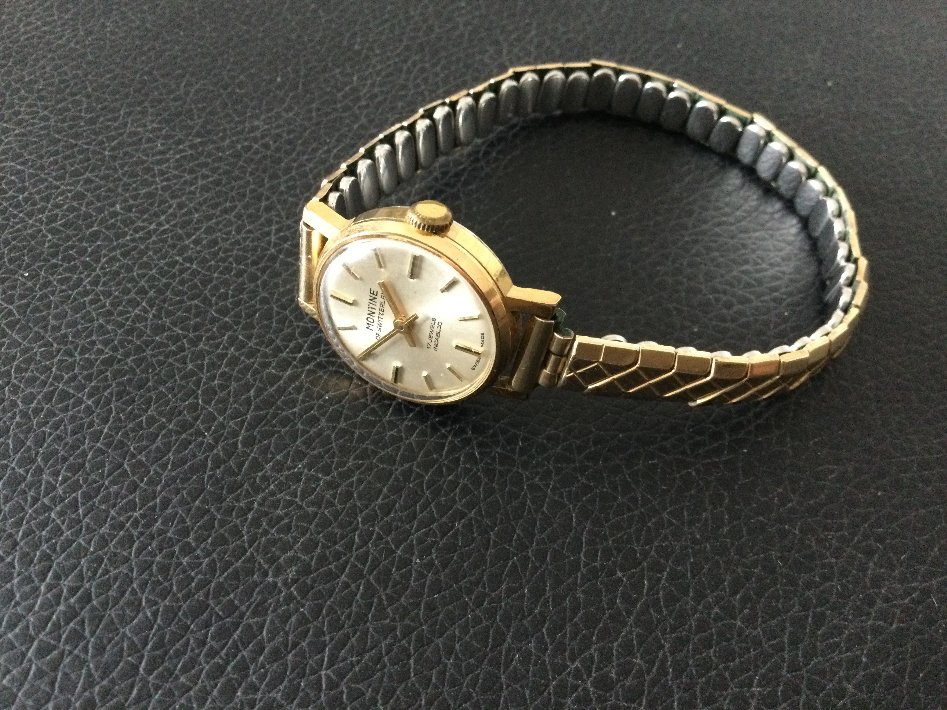 Montine Gold Plated Swiss Ladies Wristwatch (GS24) A Beautiful Manual Wind Swiss version of a - Image 4 of 4