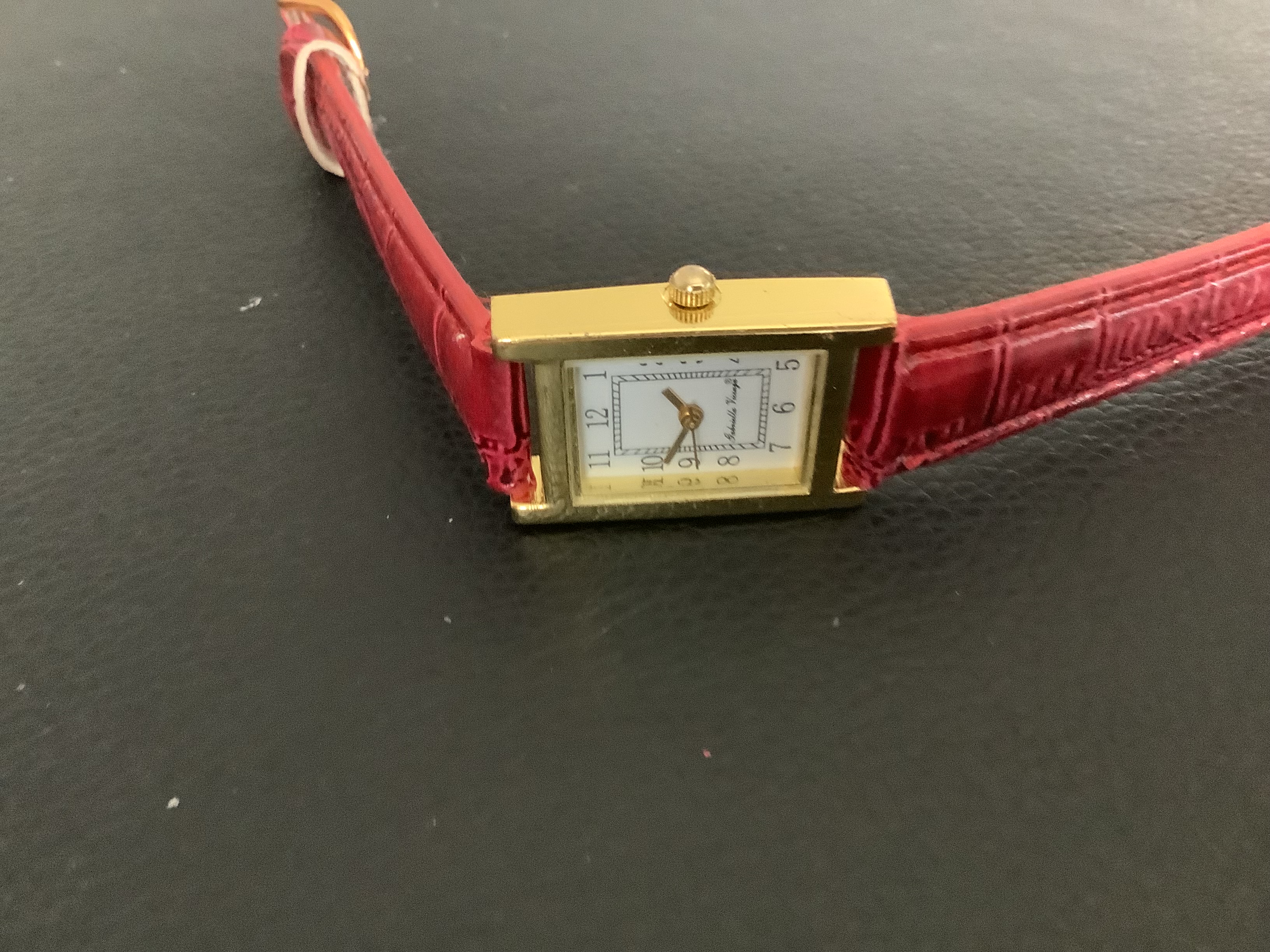Lovely Gold Plated Gabriella Vicenza Ladies wristwatch with Red Leather Strap (GS 175) - Image 2 of 5