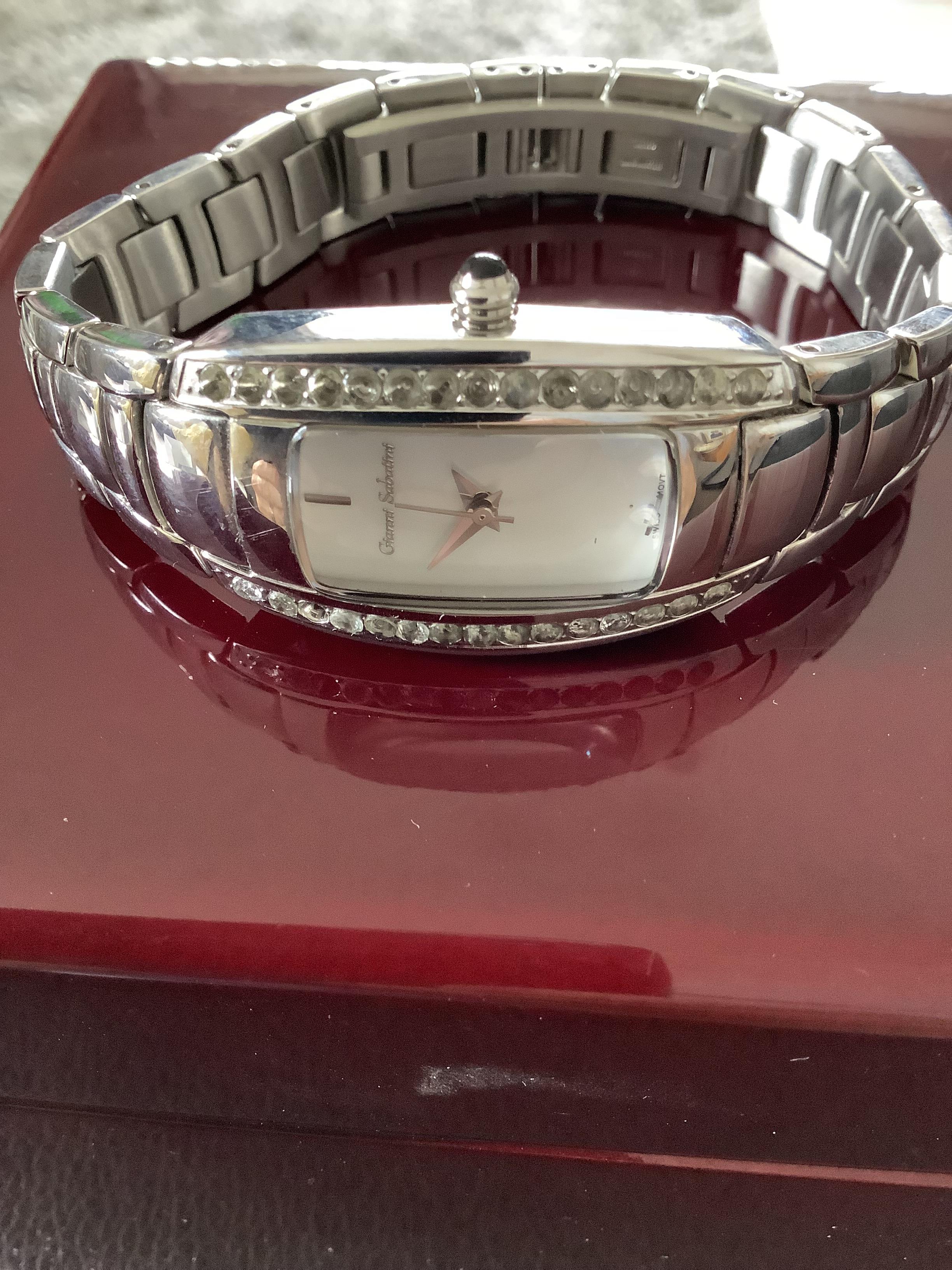 Beautiful Gianni Sabatini Ladies Diamante Wristwatch (GS 177) This is a beautiful Gianni Sabatini - Image 3 of 6