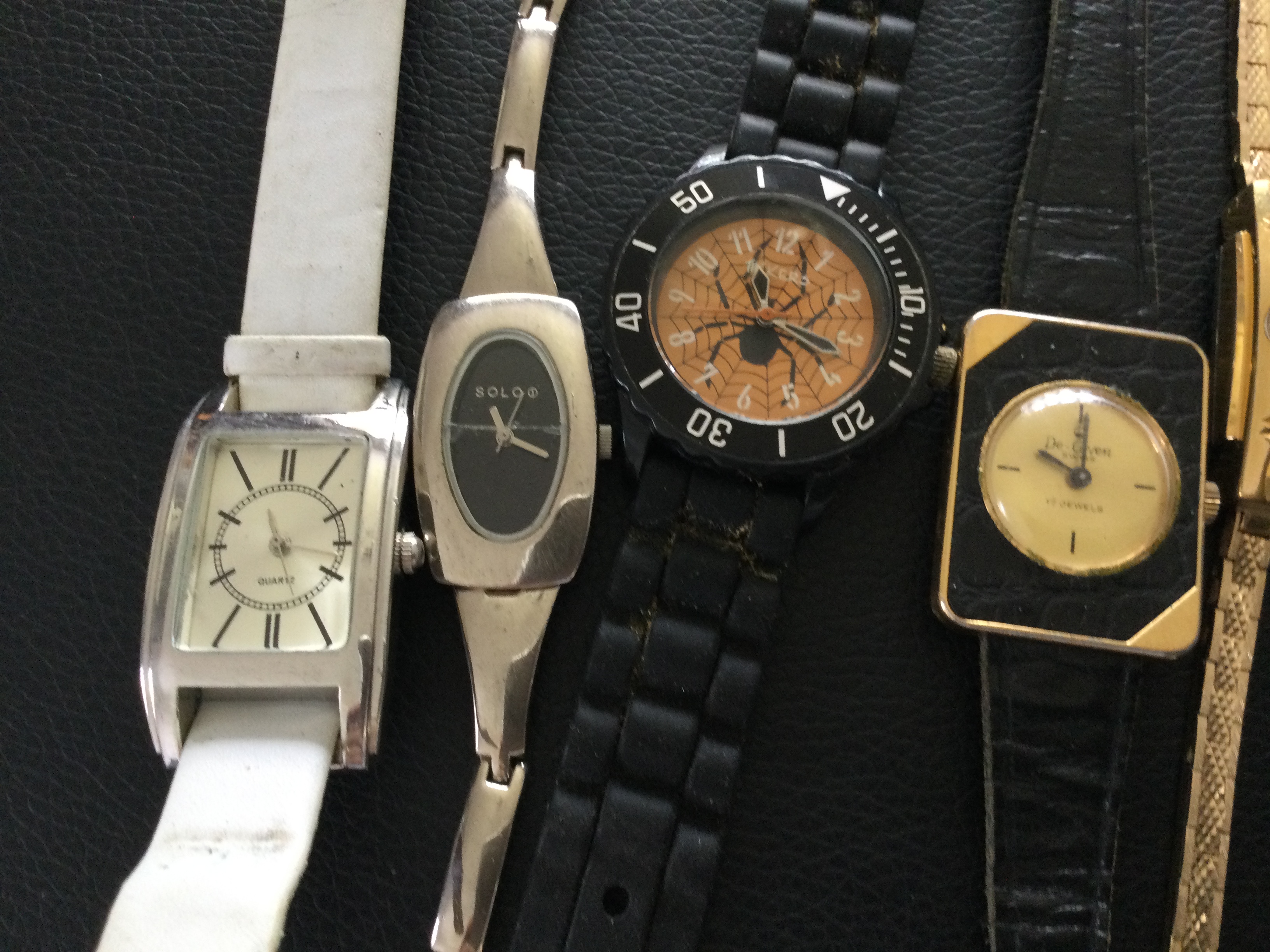 Collection of 12 Ladies & Gents Wristwatches (GS 68) 12 Ladies and Gents Wristwatches, the 3 - Image 2 of 5