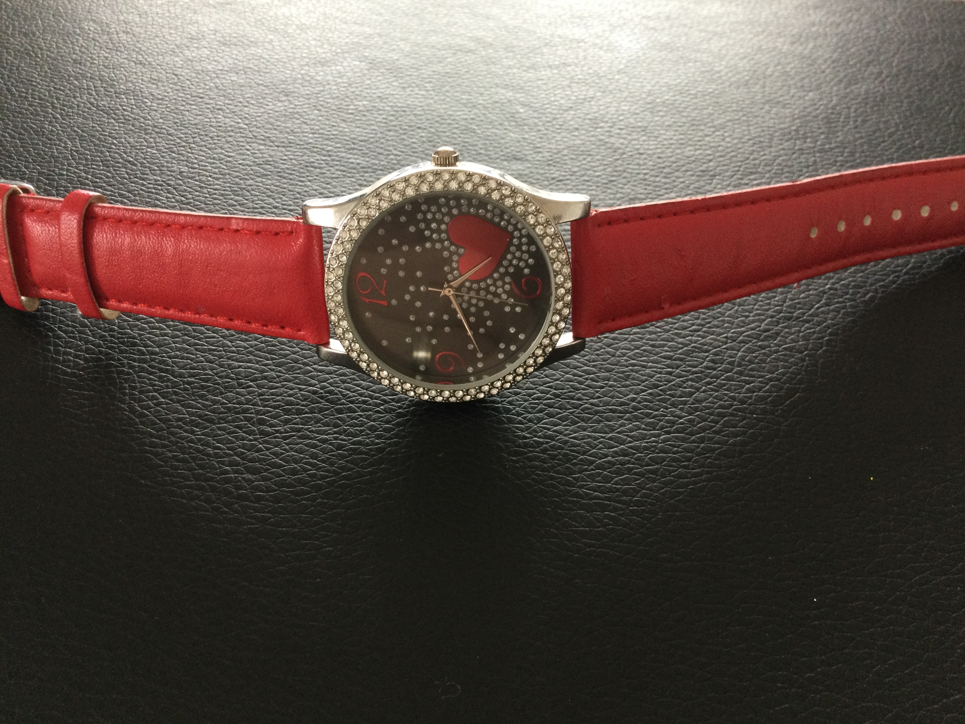 Decorative Ladies Quartz Wristwatch with Diamantes & Red Leather Strap (GS 136) A very - Image 2 of 5