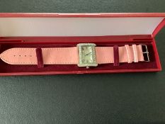 Ladies/Girls Pink Geneva Wristwatch (GS 162 ) A lovely Pink Ladies / Girls Geneva Quartz