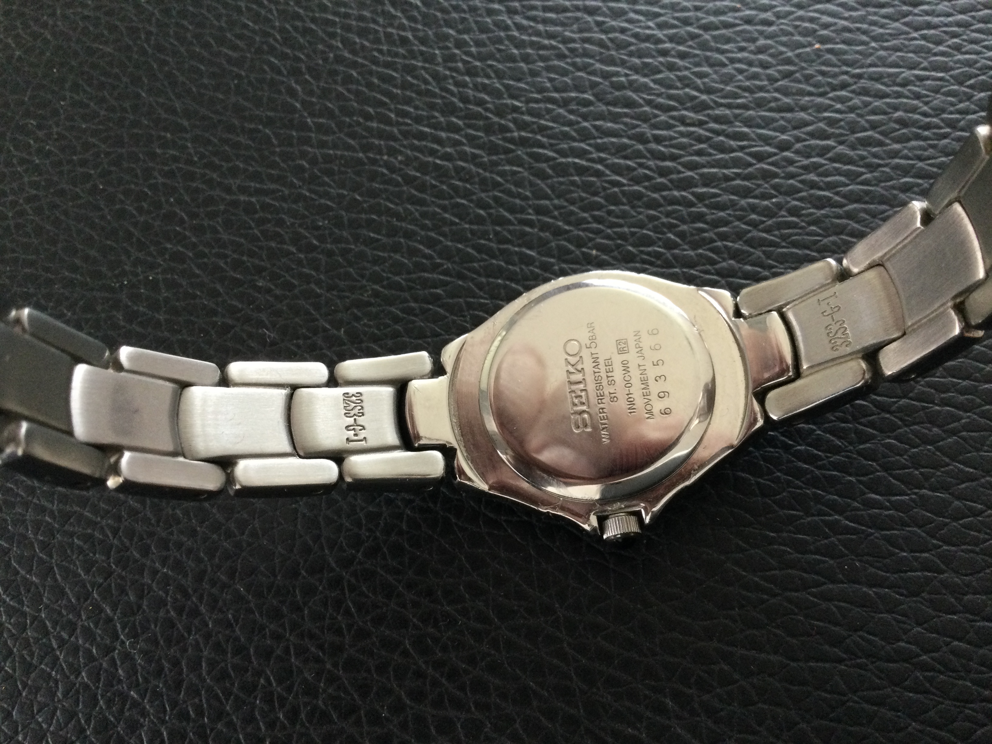 Seiko Ladies Wristwatch (GS52) An absolutely stunning little Seiko 693566 ladies Stainless Steel - Image 5 of 6