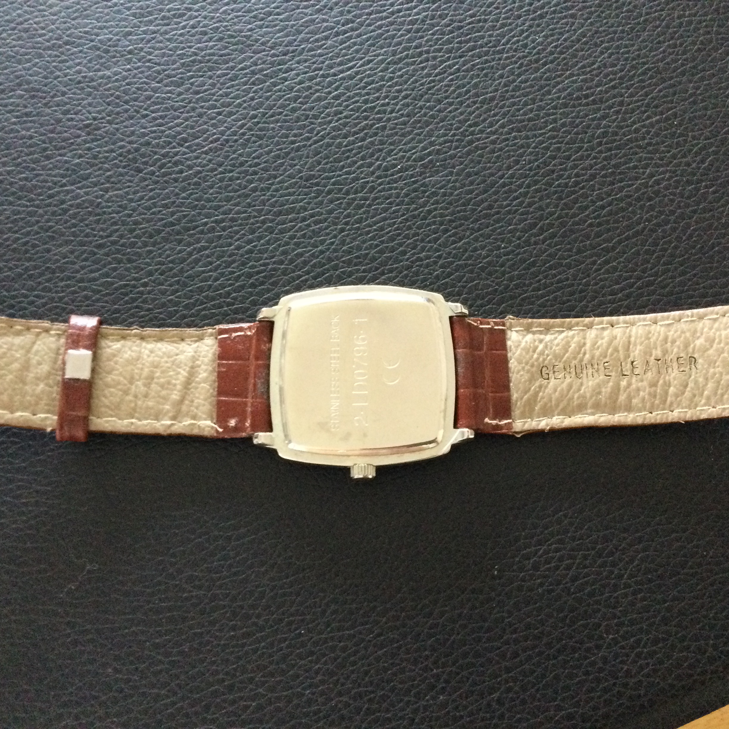 Unisex King Quartz wristwatch with Leather strap (GS34) This is, without doubt, a Unisex King - Image 4 of 5