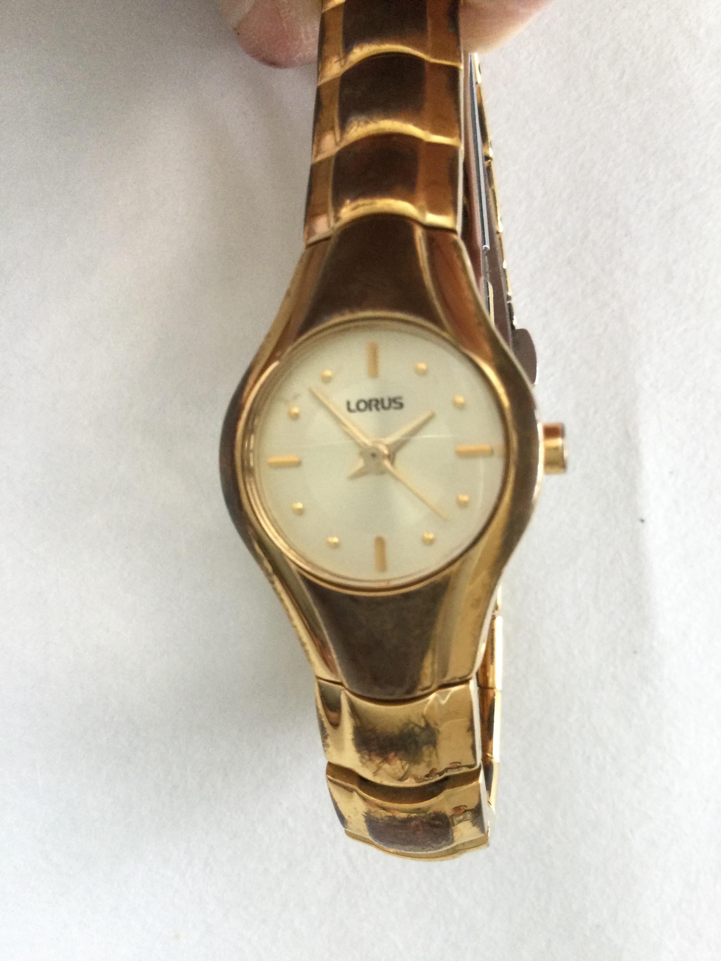 Ladies Lorus Wristwatch (GS5) A beautiful little Lorus Ladies Wristwatch in Excellent Condition.