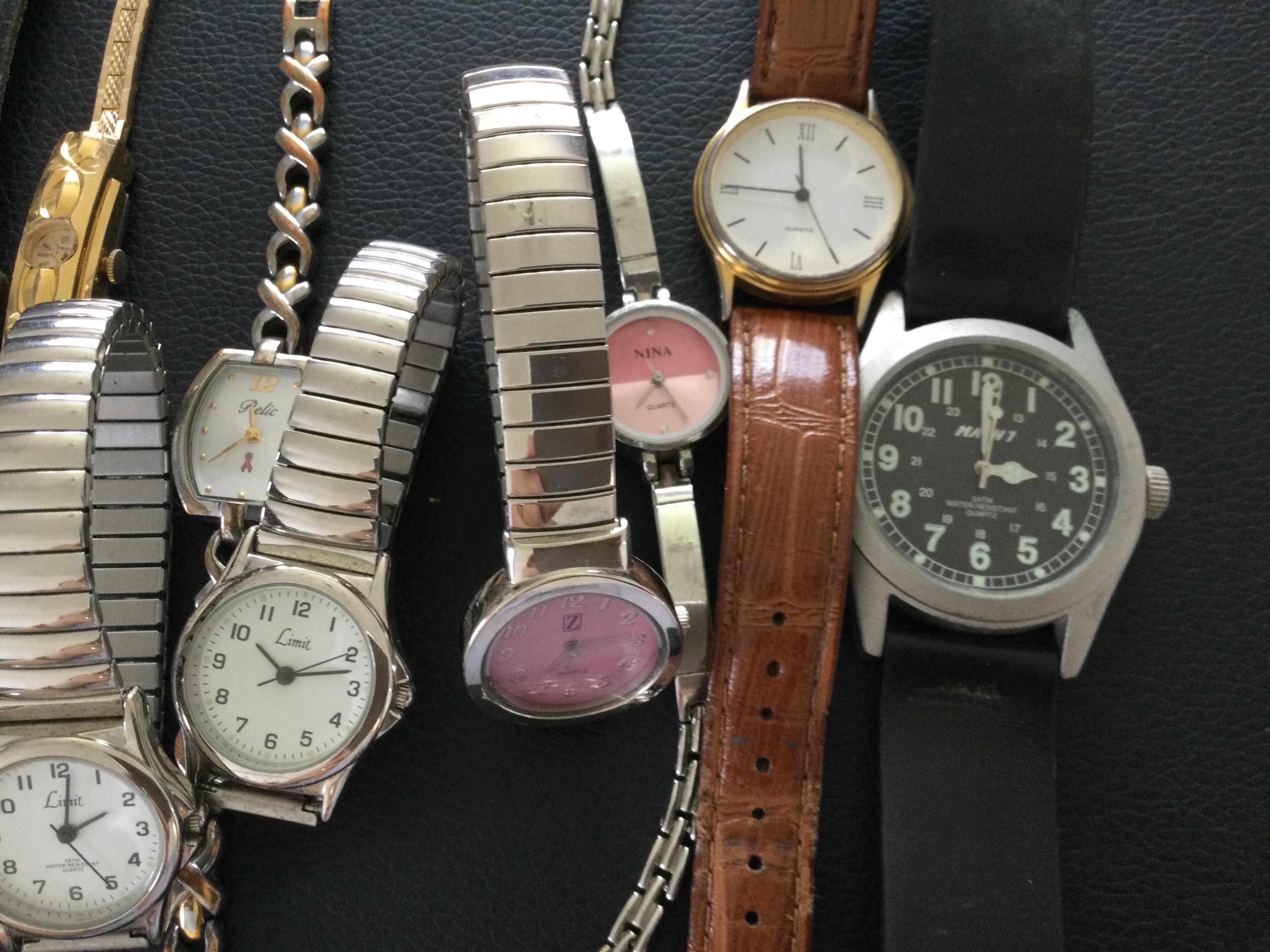 Collection of 12 Ladies & Gents Wristwatches (GS 68) 12 Ladies and Gents Wristwatches, the 3 - Image 4 of 5