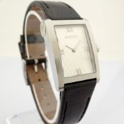 Gucci / 8600J - Lady's Steel Wrist Watch