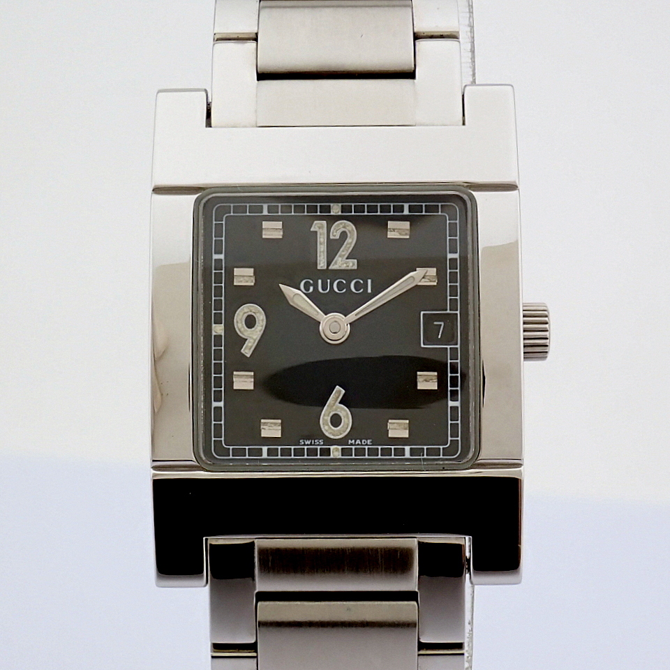 Gucci / 7700L - Unisex Steel Wrist Watch - Image 8 of 9