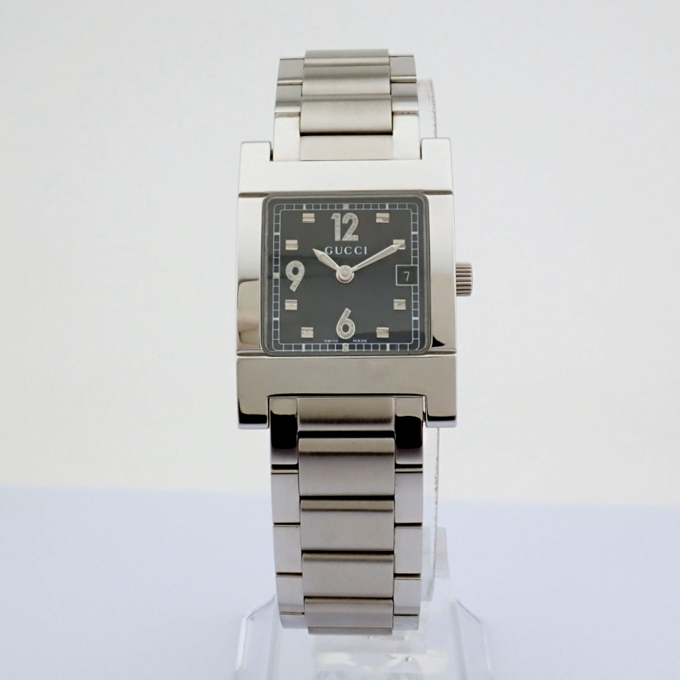 Gucci / 7700L - Unisex Steel Wrist Watch - Image 3 of 9