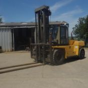 2003 CAT 15 Ton Forklift