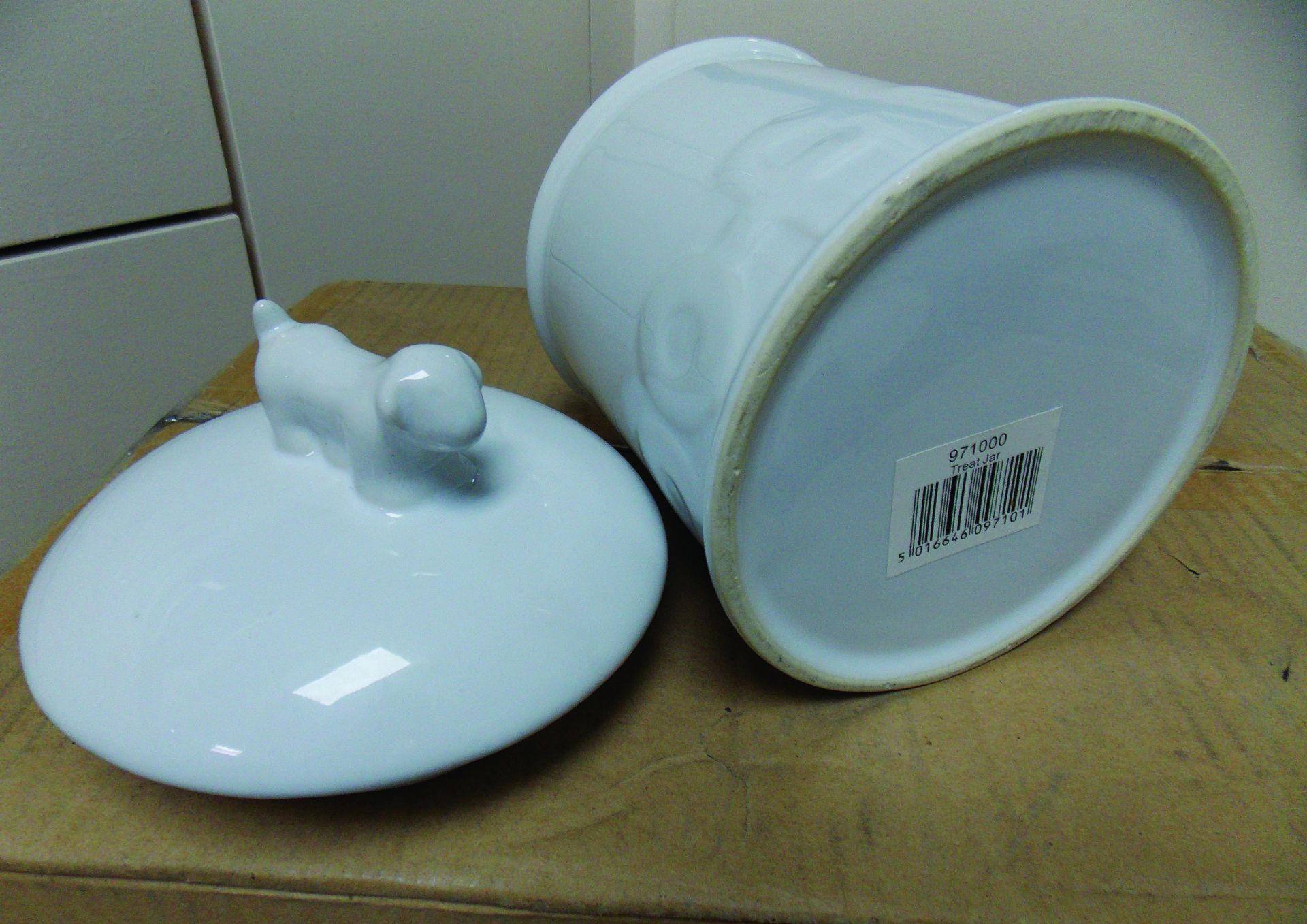 6x Ceramic Dog Treat Jars "WOOF" - Image 4 of 4