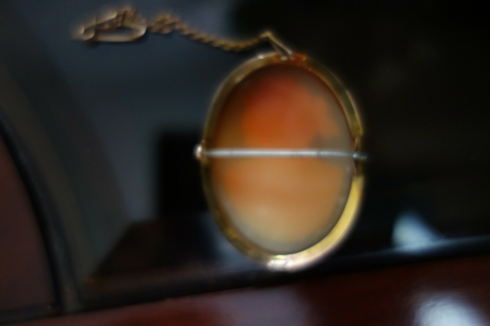 Vintage Cameo set in solid 9ct Yellow Gold.... - Image 2 of 6