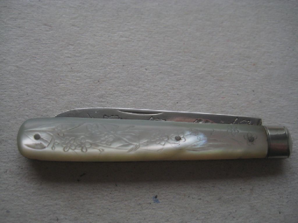 Victorian Mother of Pearl Hafted Silver Fruit Knife - Image 9 of 10