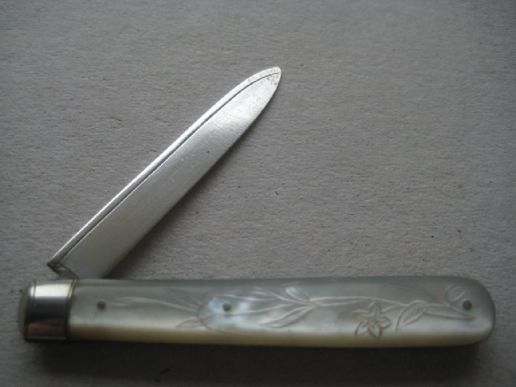 Victorian Mother of Pearl Hafted Silver Fruit Knife - Image 2 of 10