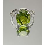 Beautiful Natural Peridot 6.25 Ct Natural Diamonds & 18k White Gold