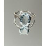 Beautiful Natural Aquamarine 3.05 Ct With Natural Diamonds & 18k White Gold