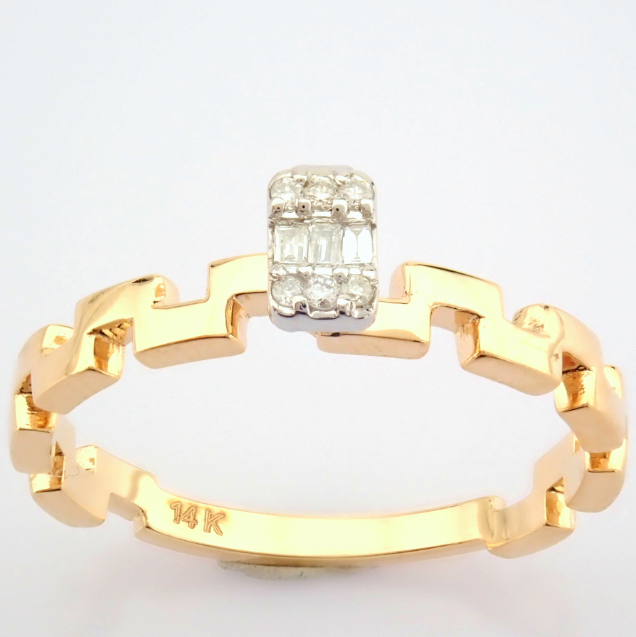 Certificated 14K Rose/Pink Gold Diamond Ring - Image 4 of 9