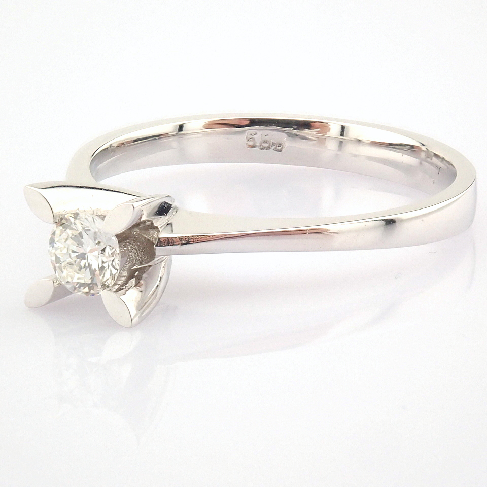 Certificated 14K White Gold Diamond Ring - Image 5 of 8