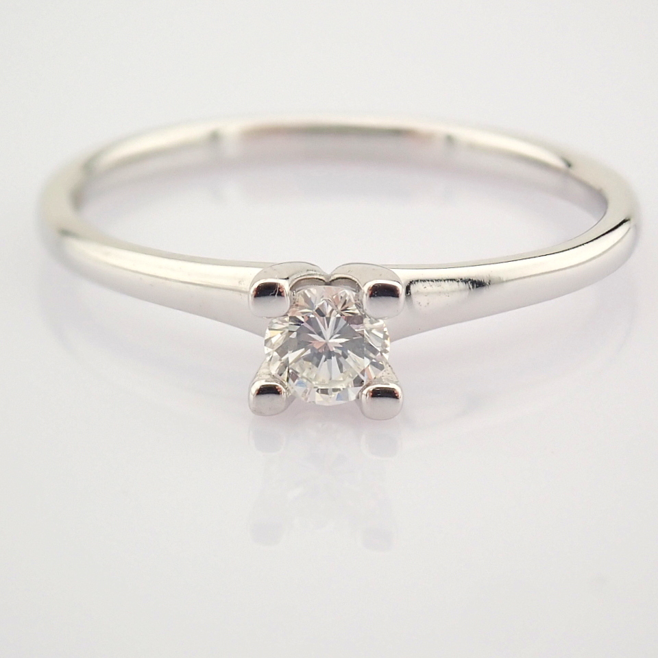 Certificated 14K White Gold Diamond Ring - Image 4 of 8