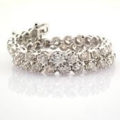 Certificated 14K White Gold Diamond Bracelet