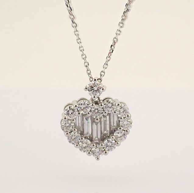 IDL Certificated 14K White Gold Baguette Diamond & Diamond Necklace (Total 0.9 ct Stone) - Image 6 of 8