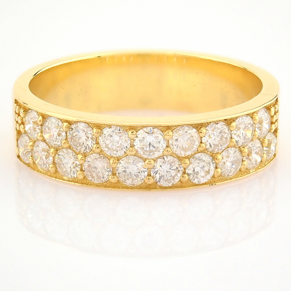 IDL Certificated 18K Yellow Gold Diamond Ring (Total 0.85 ct Stone)