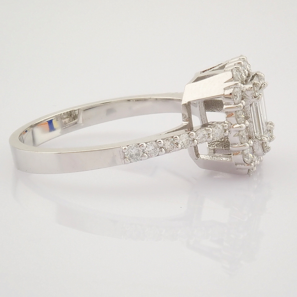 IDL Certificated 14K White Gold Baguette Diamond & Diamond Ring (Total 1.01 ct Stone) - Image 6 of 7