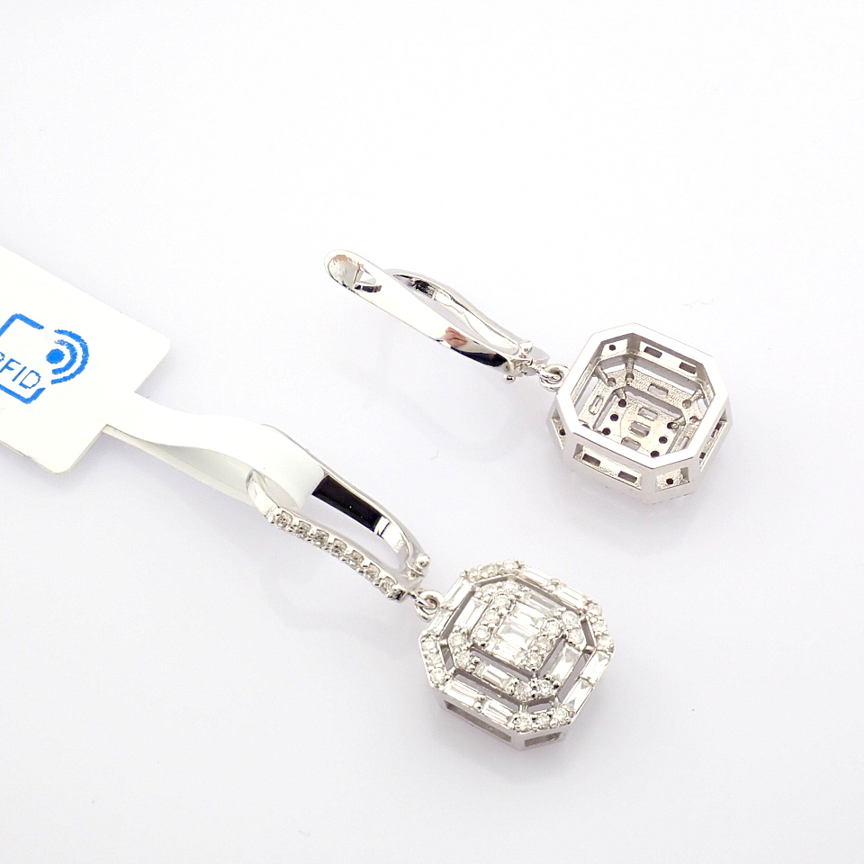 IDL Certificated 14K White Gold Diamond Earring (Total 0.93 ct Stone) - Image 9 of 12